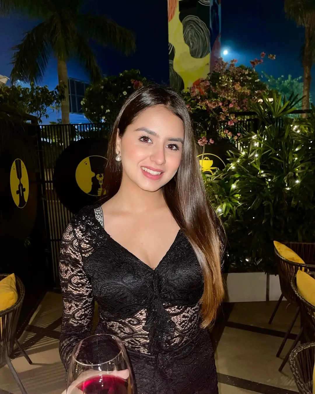 Tanvi - premium Russian escort