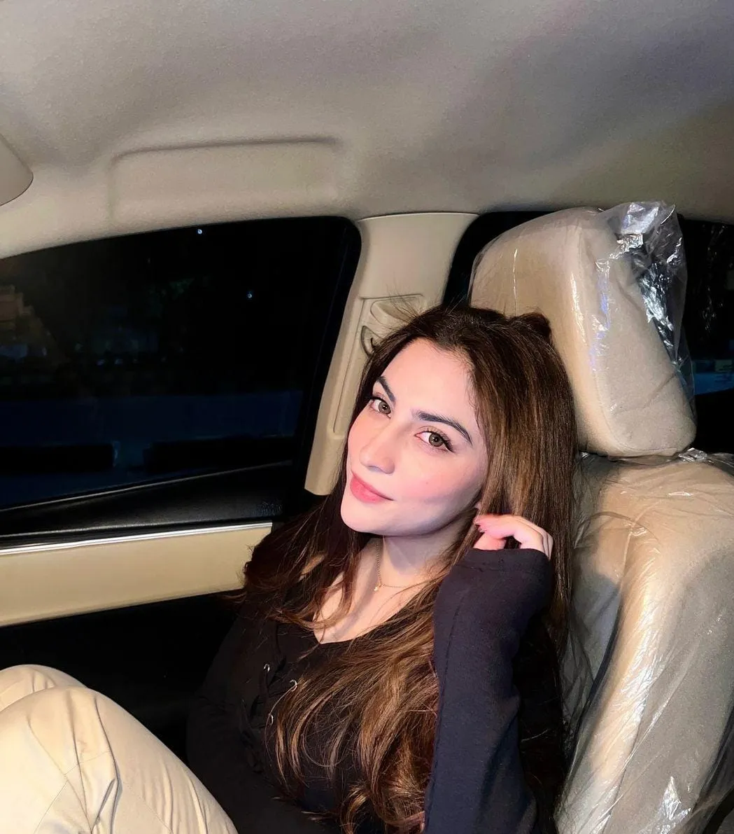Tara - premium Russian escort