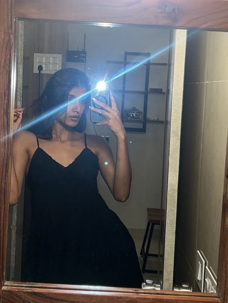 Zoya - Delhi escort profile